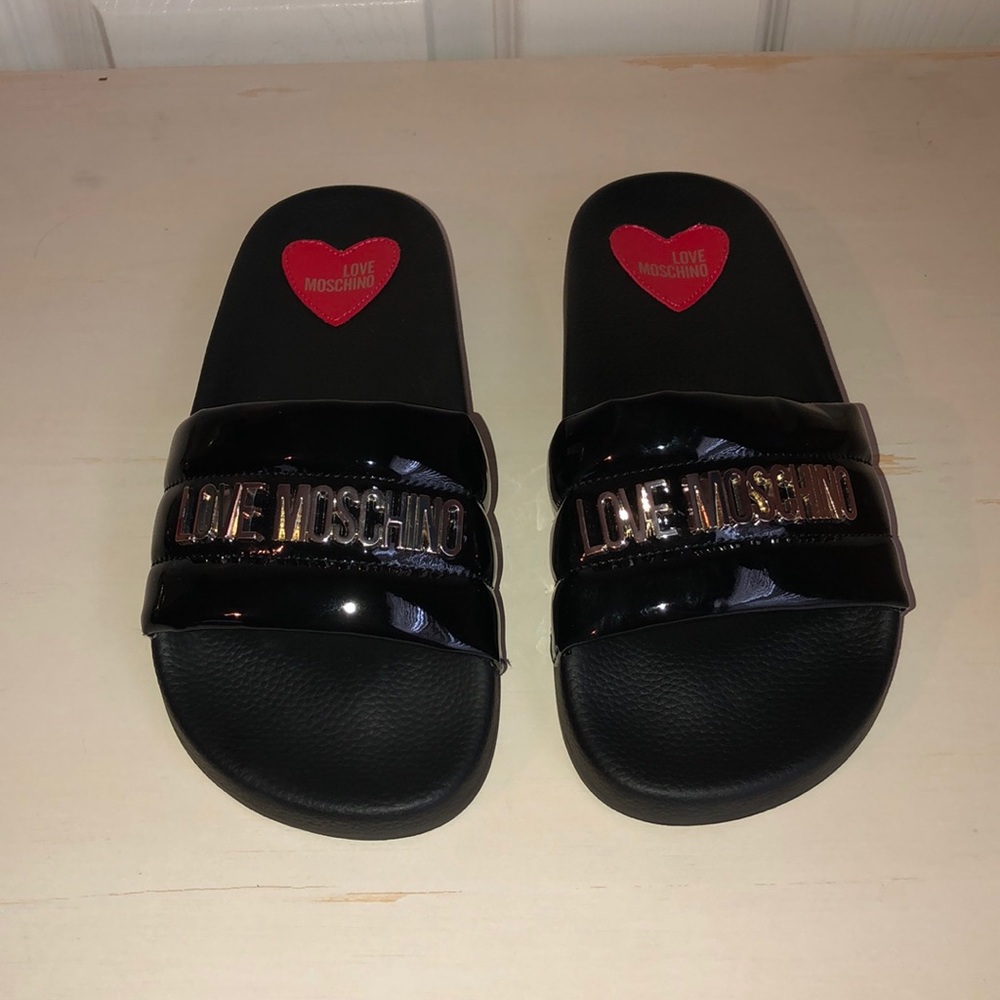 Love Moschino Slides